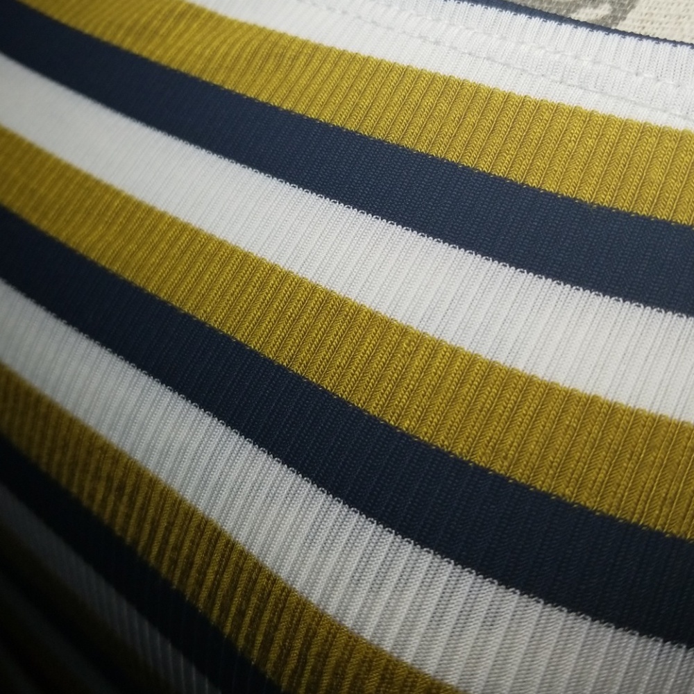 Cute bodycon yellow striped tie cami dress - Picture 2 of 6